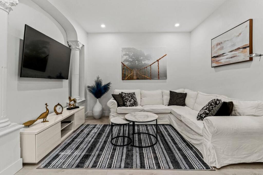 Appartement Haut De Gamme Ndg Μόντρεαλ Εξωτερικό φωτογραφία